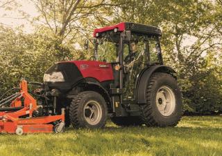 4WD ट्रैक्टर Case IH Quantum 100 F