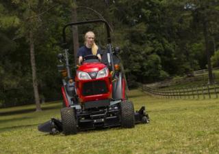वाहन कॉम्पैक्ट यूटिलिटी ट्रैक्टर Yanmar SA221 R