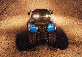 4WD ट्रैक्टर Valtra T 133