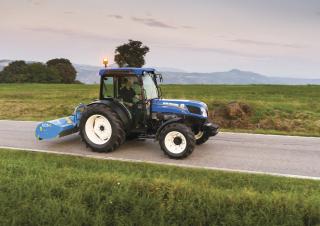 4WD ट्रैक्टर New Holland T 4.105 LP