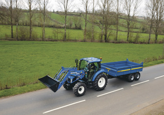 4WD ट्रैक्टर New Holland T 4.75