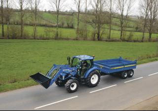 4WD ट्रैक्टर New Holland T 4.75
