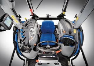 4WD ट्रैक्टर New Holland T 4.95