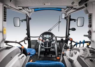 4WD ट्रैक्टर New Holland T 4.95