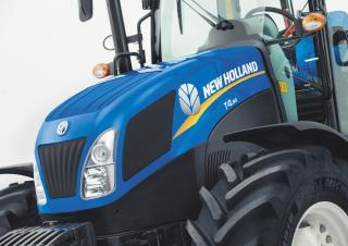 4WD ट्रैक्टर New Holland T 4.95