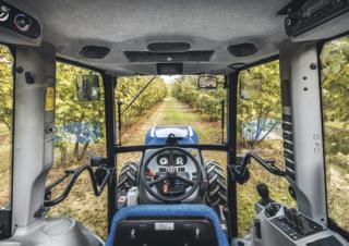 4WD ट्रैक्टर New Holland T4.110 F