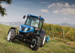 4WD ट्रैक्टर New Holland T4.80 LP