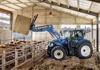 4WD ट्रैक्टर New Holland T5.110 AC