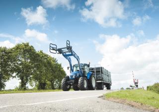 4WD ट्रैक्टर New Holland T5.115