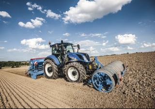 4WD ट्रैक्टर New Holland T5.120