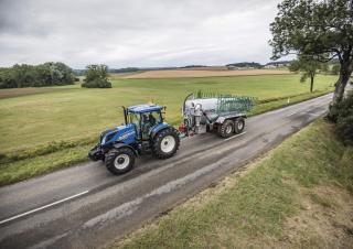 4WD ट्रैक्टर New Holland T7.165 S