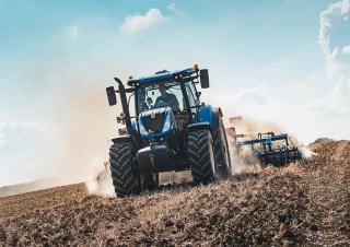 4WD ट्रैक्टर New Holland T7.175 SideWinder II 