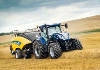 4WD ट्रैक्टर New Holland T7.175 SideWinder II 