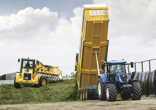 4WD ट्रैक्टर New Holland T7.190  Sidewinder II 