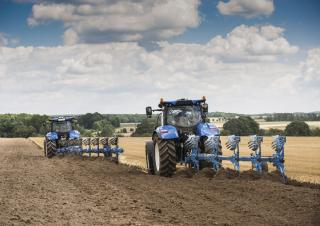 4WD ट्रैक्टर New Holland T7.225