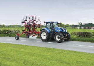 4WD ट्रैक्टर New Holland T7.225