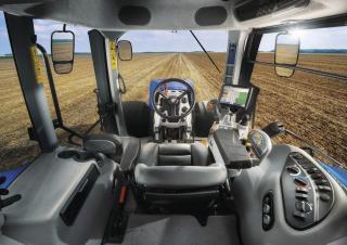 4WD ट्रैक्टर New Holland T8.435 SmartTrax