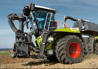 4WD ट्रैक्टर Claas Xerion 4200 Saddle Trac 