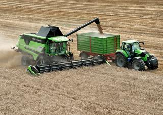 कंबाइन हार्वेस्टर DEUTZ-FAHR C 9205 TS