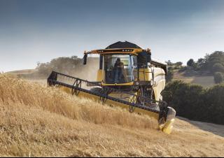कंबाइन हार्वेस्टर New Holland CX5.90