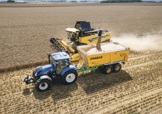 कंबाइन हार्वेस्टर New Holland CX6.80