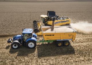 कंबाइन हार्वेस्टर New Holland CX6.80