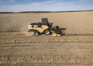 कंबाइन हार्वेस्टर New Holland CX6.80