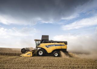 कंबाइन हार्वेस्टर New Holland CX6.80
