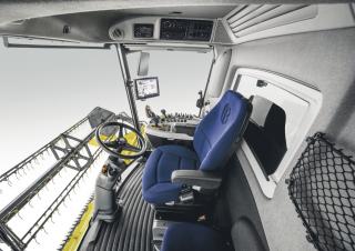 कंबाइन हार्वेस्टर New Holland CX6.80