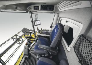 कंबाइन हार्वेस्टर New Holland CX6.80