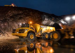 आर्टिकुलेटेड डंप ट्रक Volvo A45G