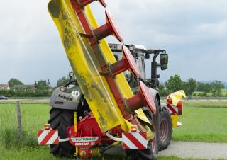 बिना कंडीशनर के रियर ड्रम Pöttinger EuroCat 312