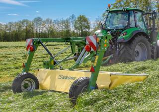 बिना कंडीशनर के ट्रेल्ड मोवर डिस्क Krone EasyCut TS 320