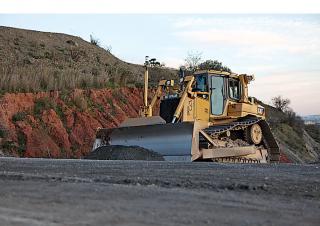 बुलडोजर Caterpillar D6T