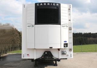ट्रेलर बॉक्स / ड्राई वैन सेमी ट्रेलर Schwarzmüller 3-axle refrigerated box-body semitrailer
