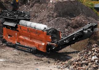 ड्रम के साथ मोबाइल स्क्रीनिंग प्लांट Rockster RTT517