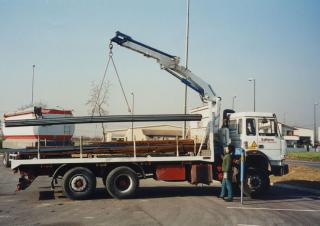 हाइड्रोलिक लोडिंग क्रेन Cormach 12000 E2