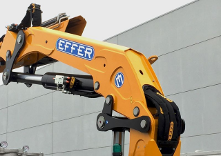 हाइड्रोलिक लोडिंग क्रेन Effer 175.2 C3S 