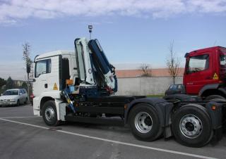 हाइड्रोलिक लोडिंग क्रेन Cormach 17900 S3