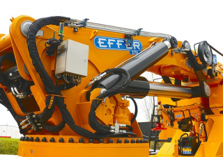 हाइड्रोलिक लोडिंग क्रेन Effer 2755 3S 