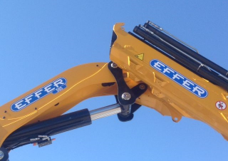 हाइड्रोलिक लोडिंग क्रेन Effer 505 6S