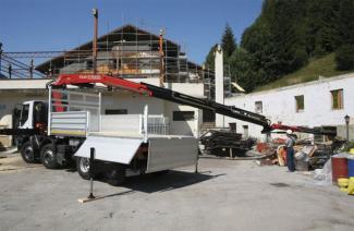 हाइड्रोलिक लोडिंग क्रेन Fassi F 335 A 2.23 e-dynamic