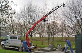 हाइड्रोलिक लोडिंग क्रेन Fassi F 38 A 0.22 active