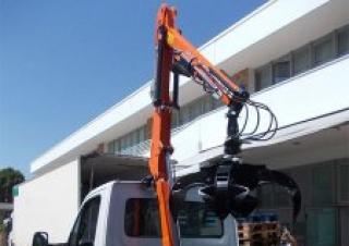 हाइड्रोलिक लोडिंग क्रेन COPMA 2000 FS 24Z