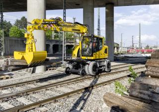 व्हील एक्सकेवेटर Liebherr A 922 Rail Litronic