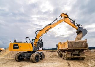 व्हील एक्सकेवेटर Liebherr A 924 Litronic