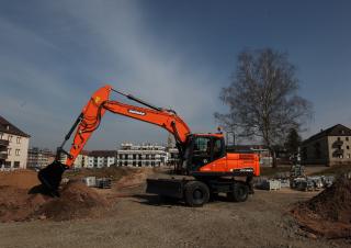 व्हील एक्सकेवेटर Doosan DX190W-5