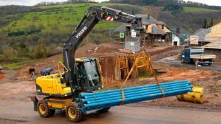 व्हील एक्सकेवेटर Volvo EW140C