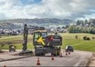 व्हील एक्सकेवेटर Volvo EWR170E