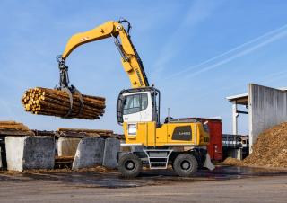 मटेरियल हैंडलर Liebherr LH 50 M Timber Litronic
